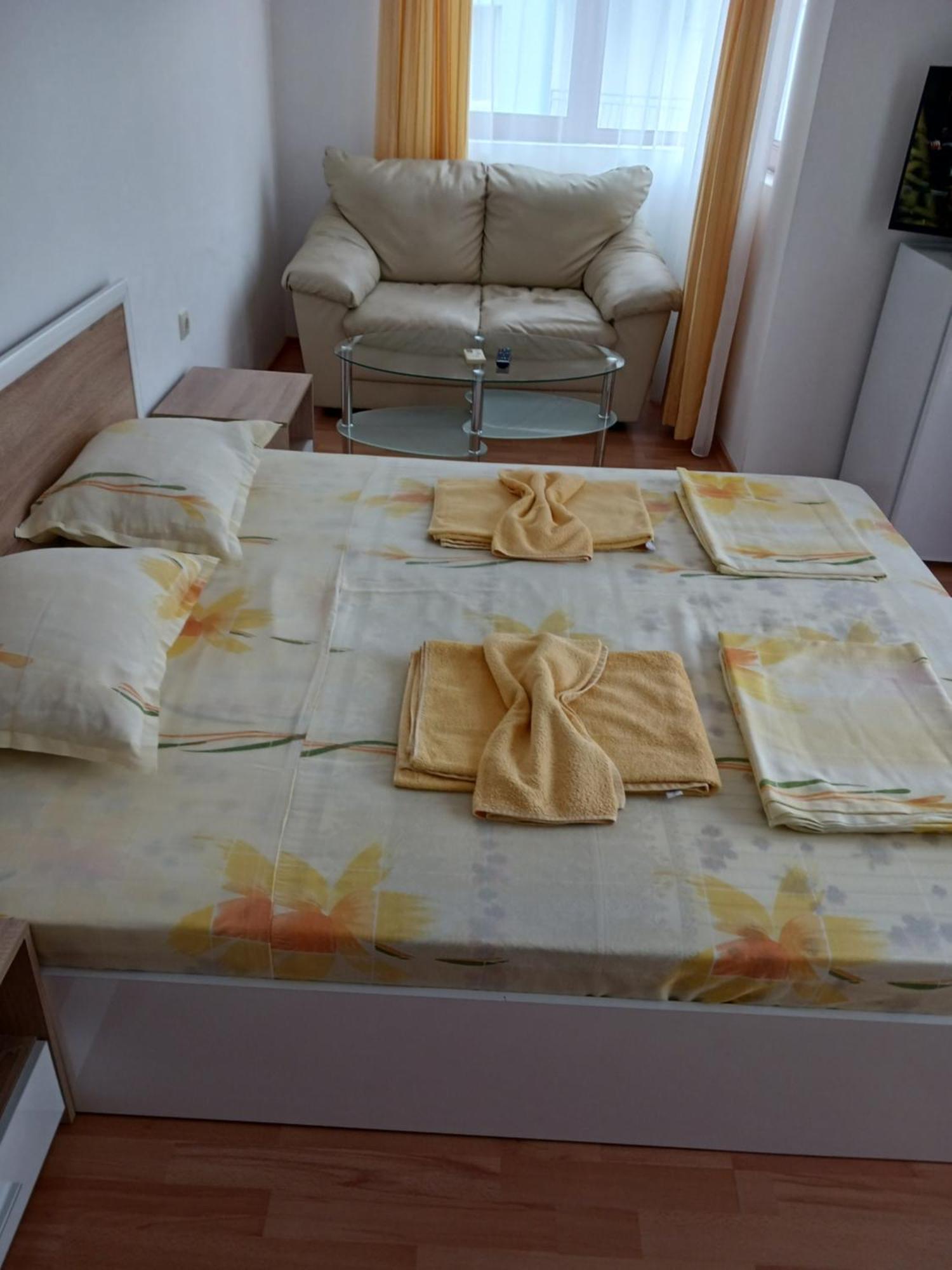 נסבר Guest House Vasilevi מראה חיצוני תמונה