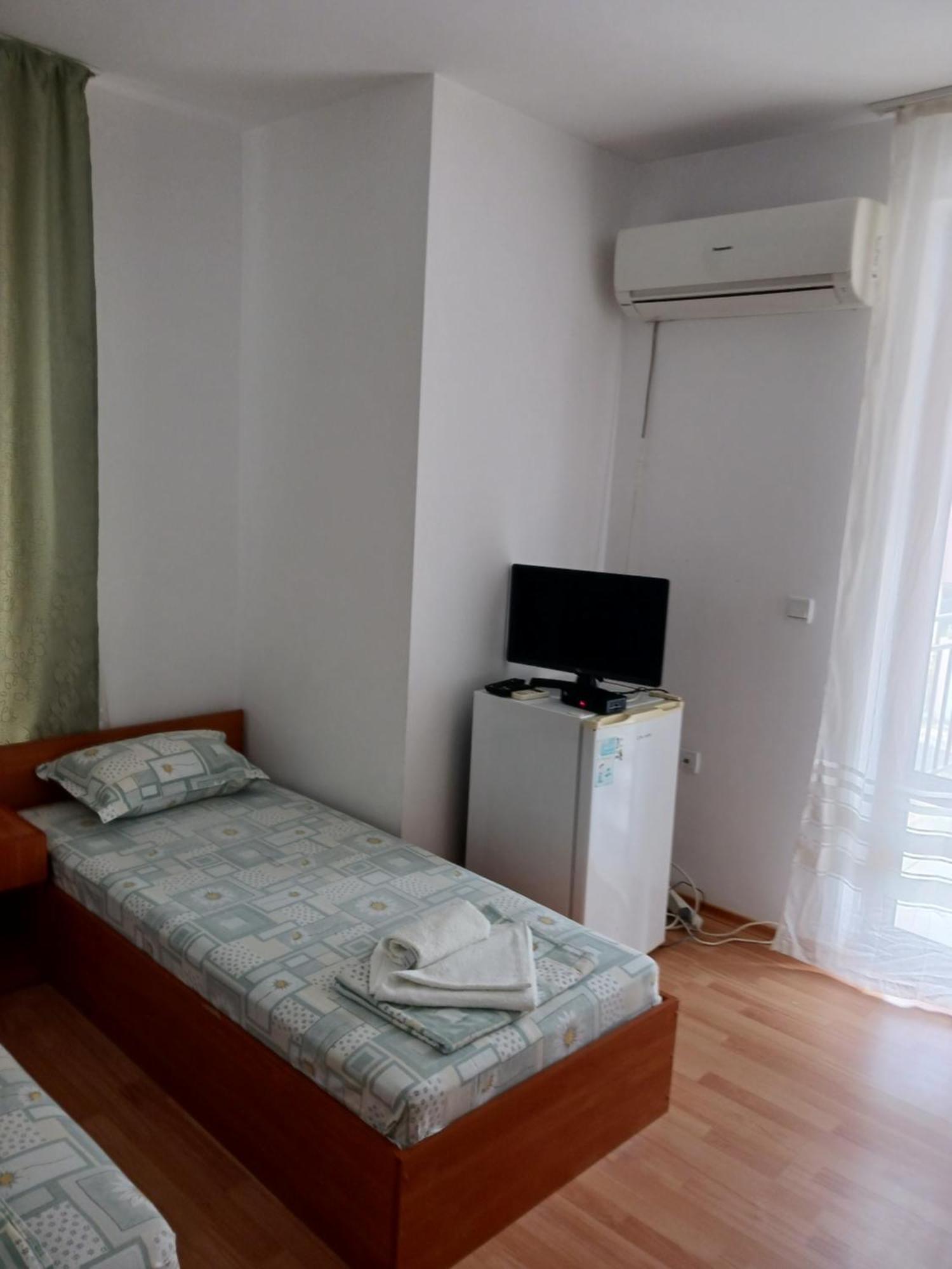 נסבר Guest House Vasilevi מראה חיצוני תמונה