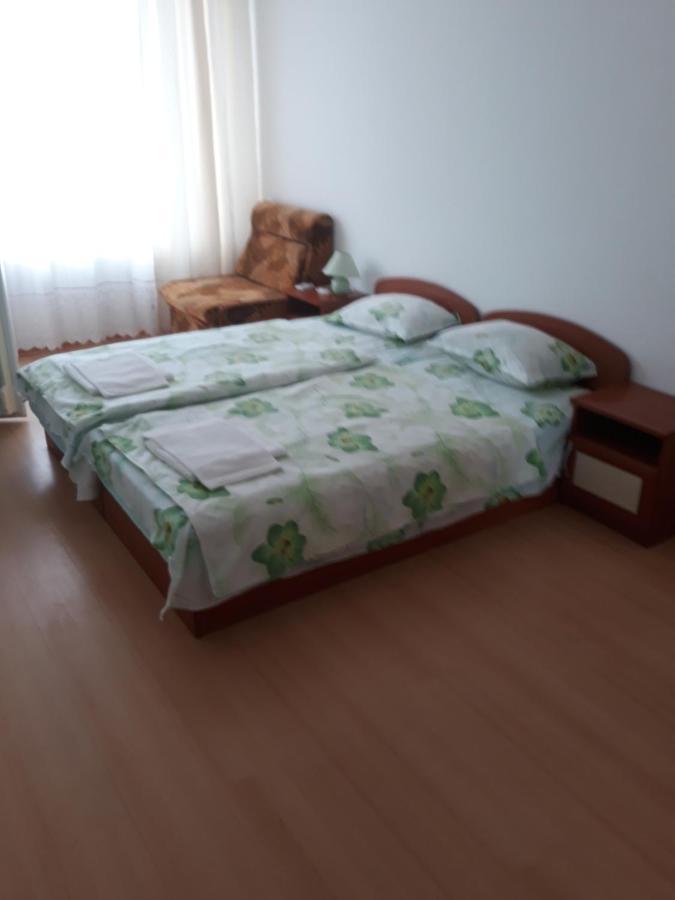 נסבר Guest House Vasilevi מראה חיצוני תמונה